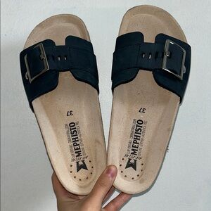 Mephisto Black Single Buckle Slide Sandals with Tan Footbed
